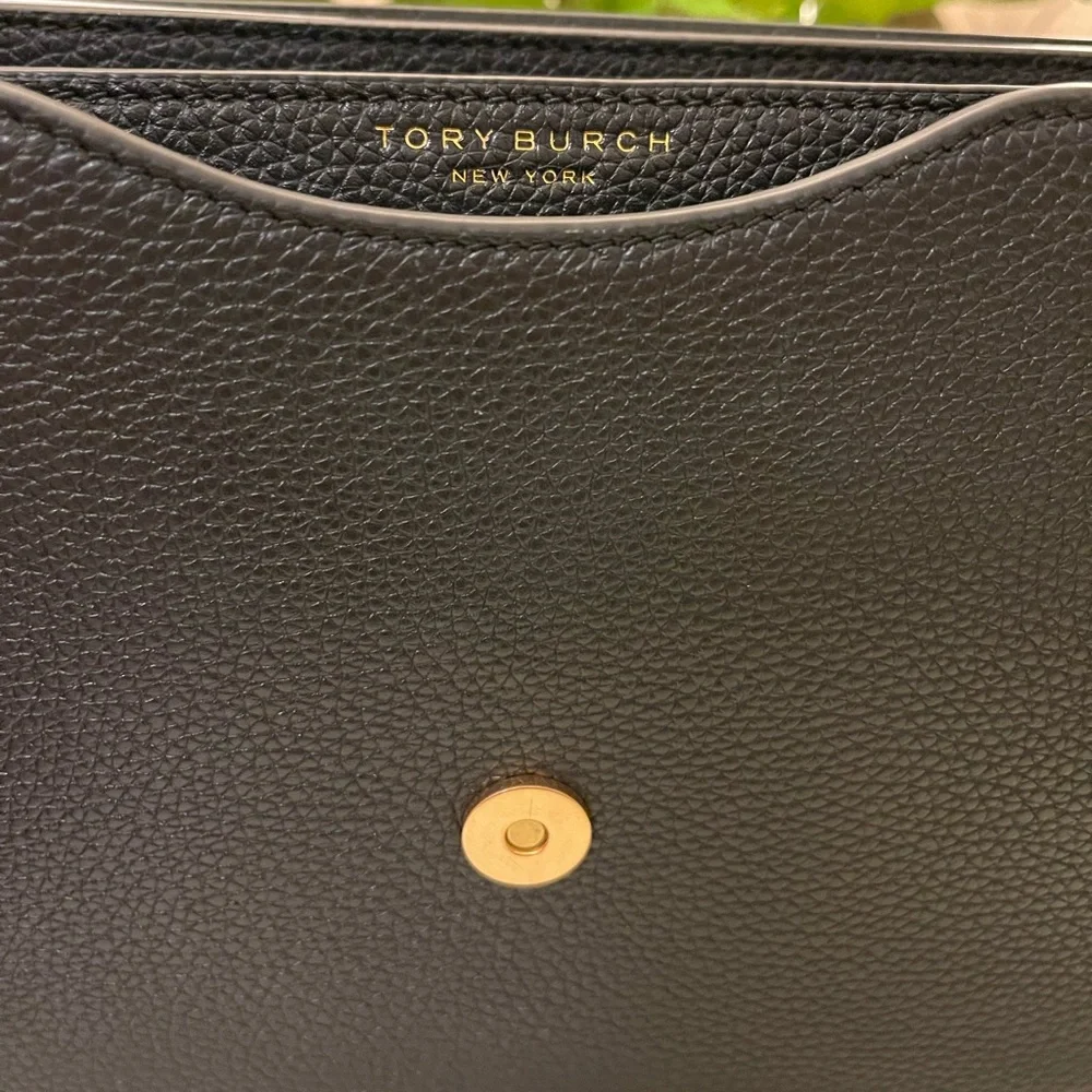 Authentic Tory Burch black bag Adjustable Shoulder Bag like new only removed tag - Picture 5 of 16